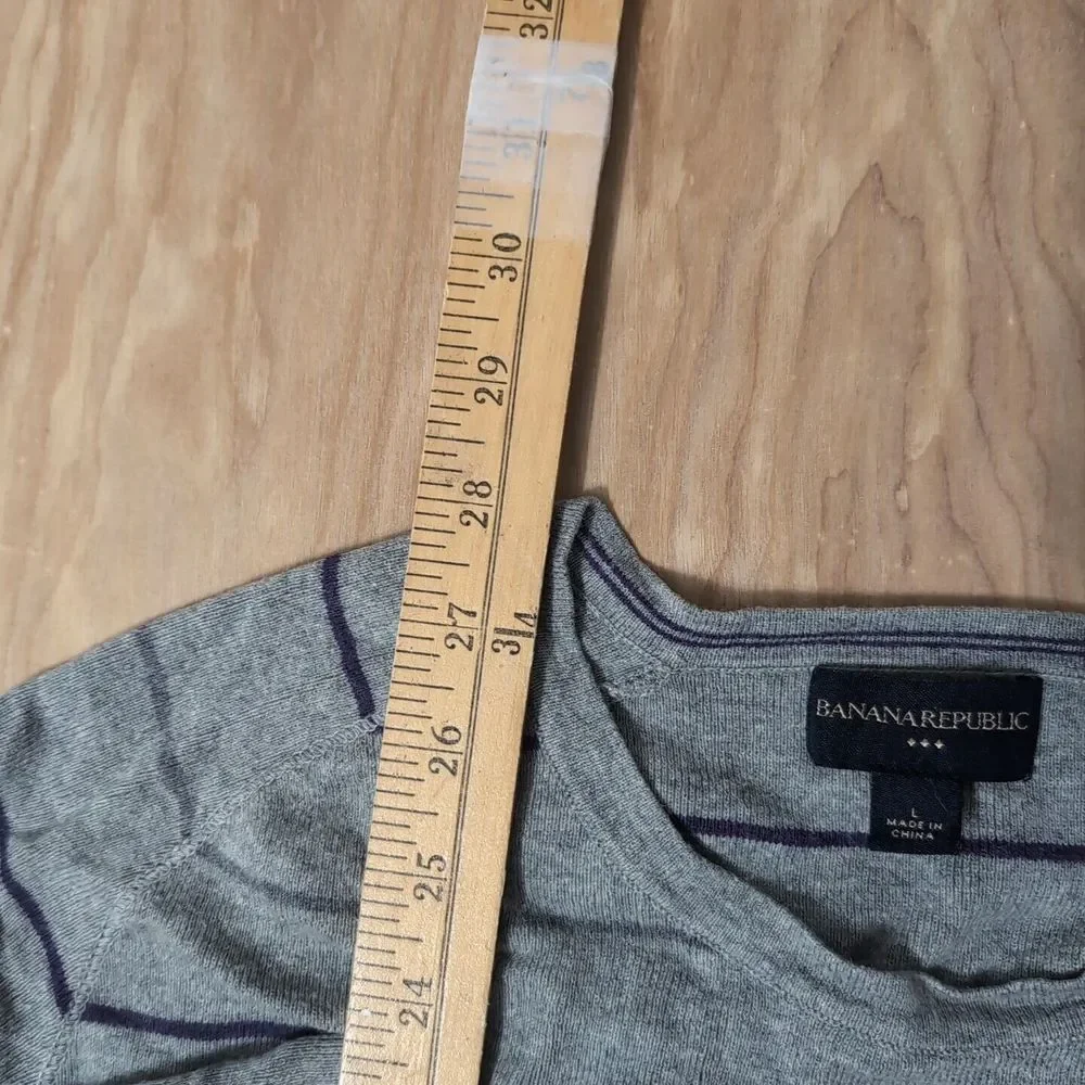 Banana Republic Gray Long Sleeve Crew Neck Thermal L Thin Sweater‎ Striped